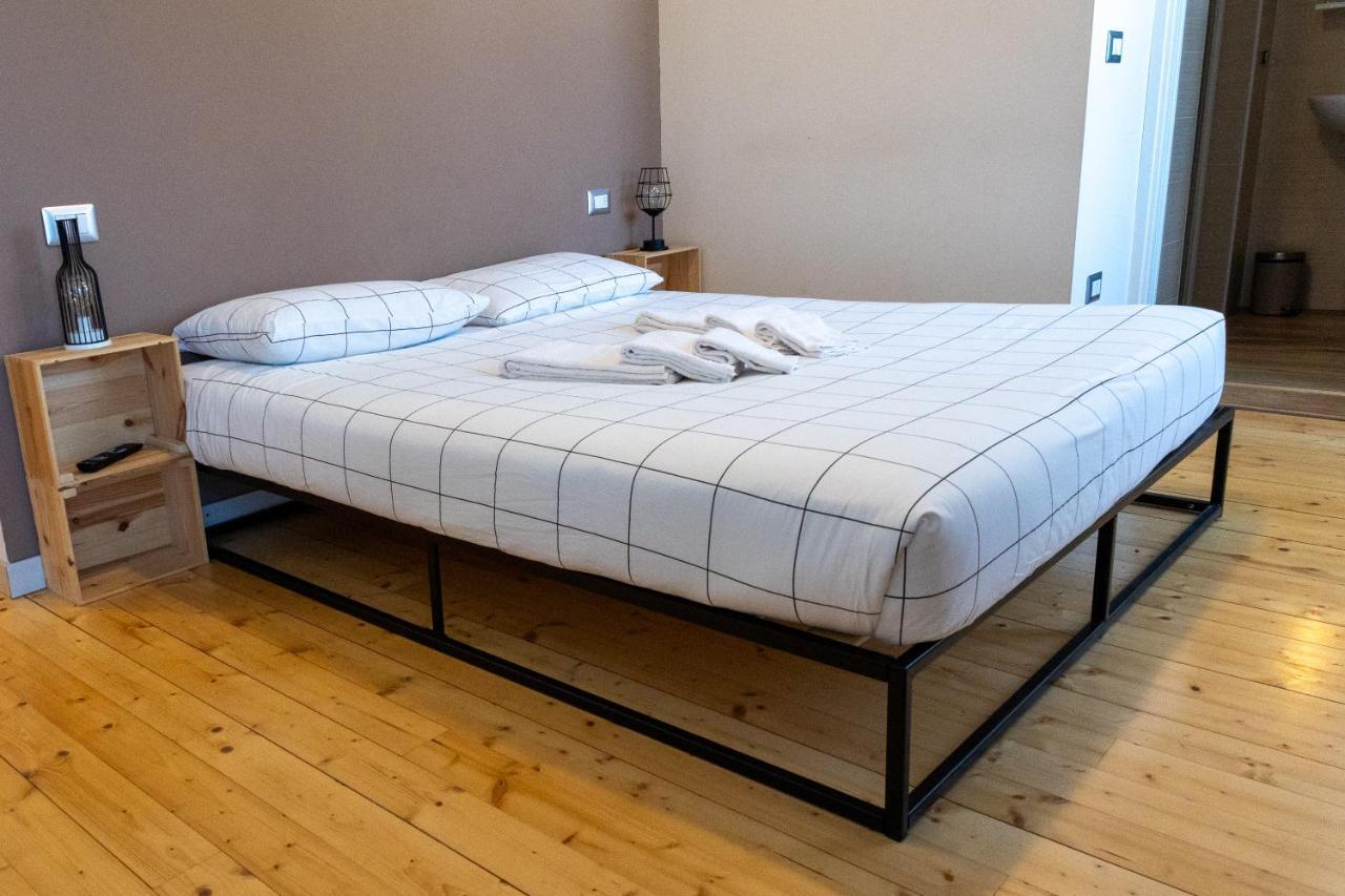 La Stazione Bed & Breakfast Trontano Exterior photo